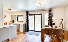 Portnellan Lodges